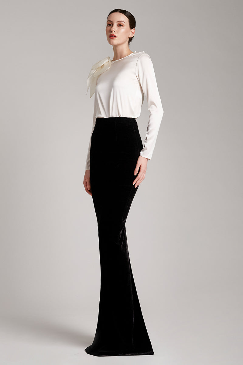Silk Velvet High Waisted Maxi Skirt in Black – IVAN YOUNG
